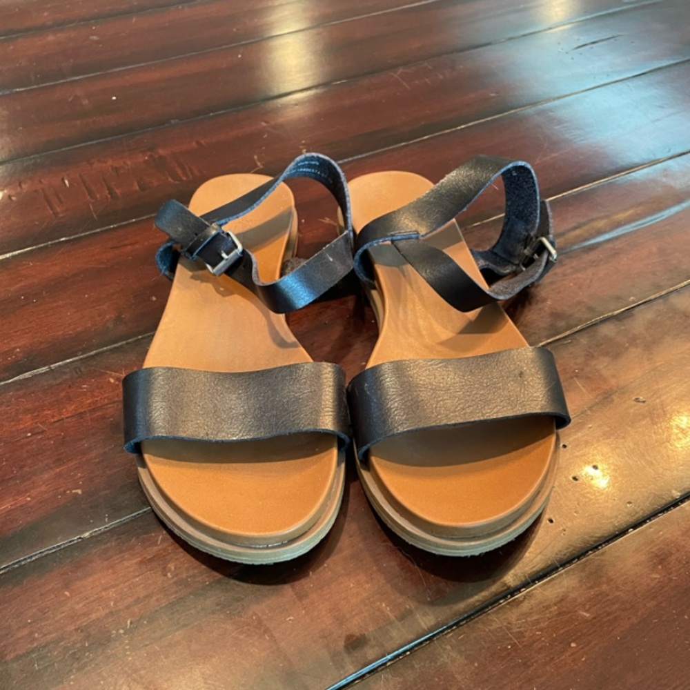 Black Sandals